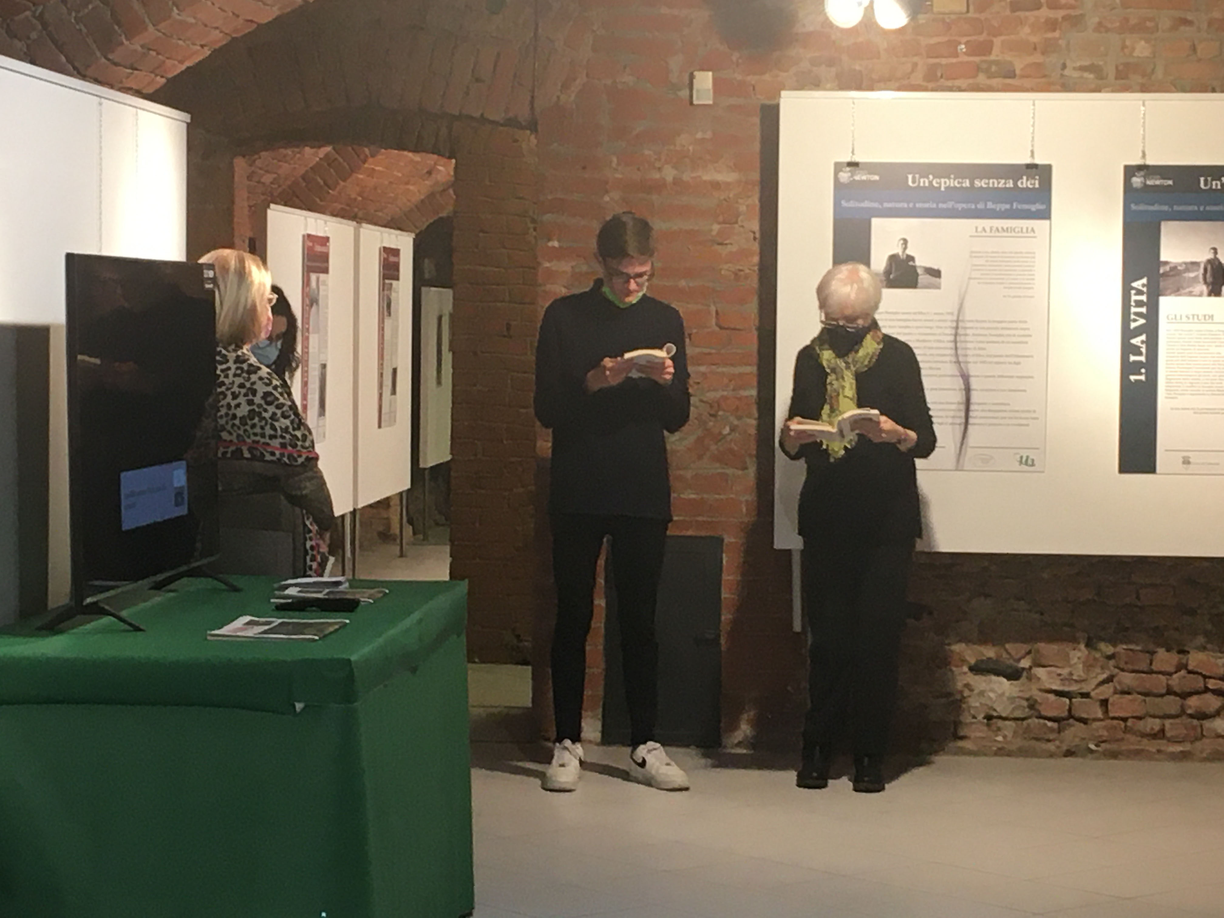 lettura di due allievi